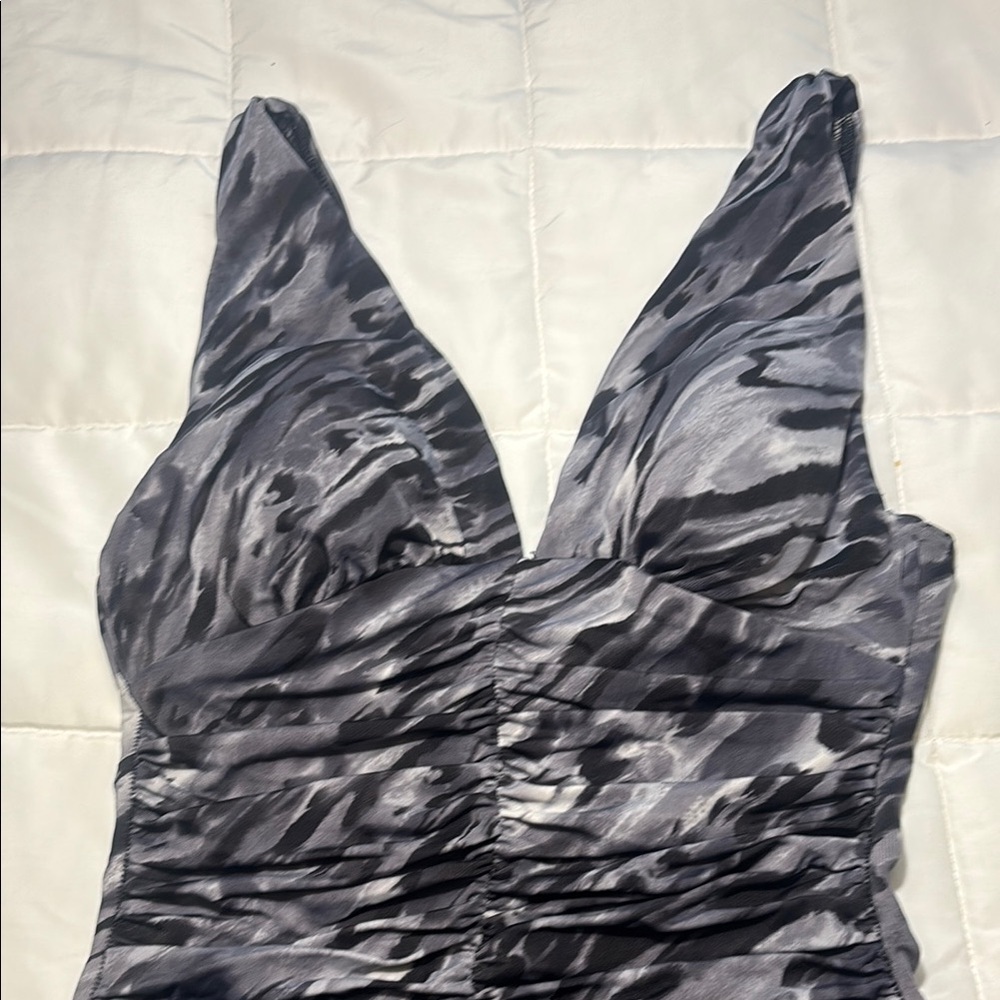 Miraclesuit Black and Gray One-Piece Swimsuit - Picture 2 of 12